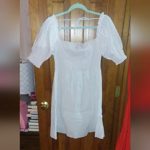 Hill House The Athena Nap Dress in Sheer White Swiss Dot - Picture 11 of 11